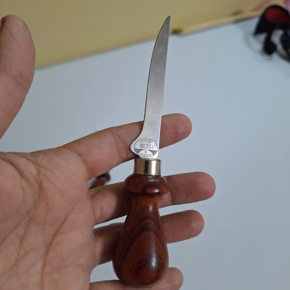 3 Coltellerie Berti Scarperia 1 Parmigiano‎ Reggiano Cheese Knife Set Wood
